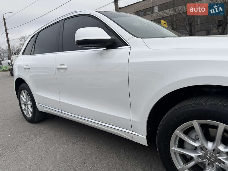 Внедорожник / Кроссовер Audi Q5 2014 в Днепре