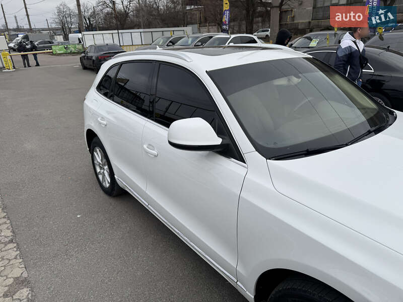 Внедорожник / Кроссовер Audi Q5 2014 в Днепре