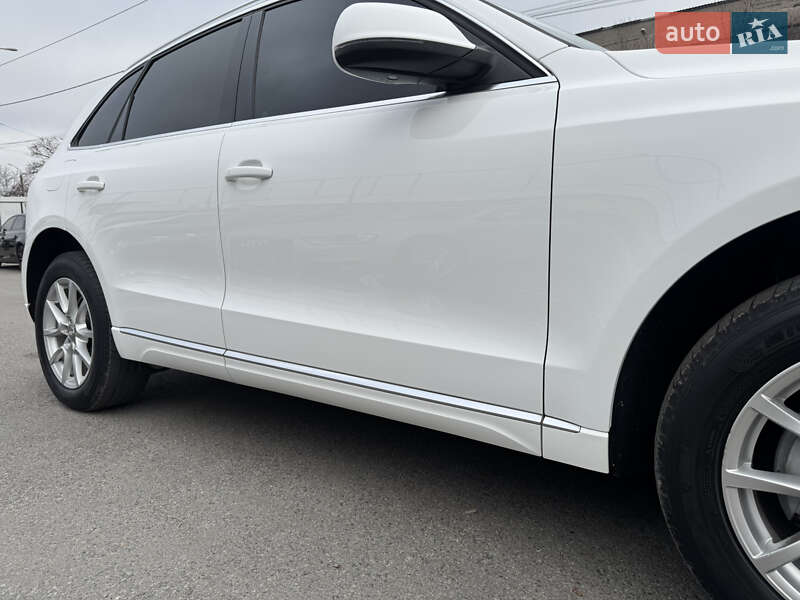 Внедорожник / Кроссовер Audi Q5 2014 в Днепре