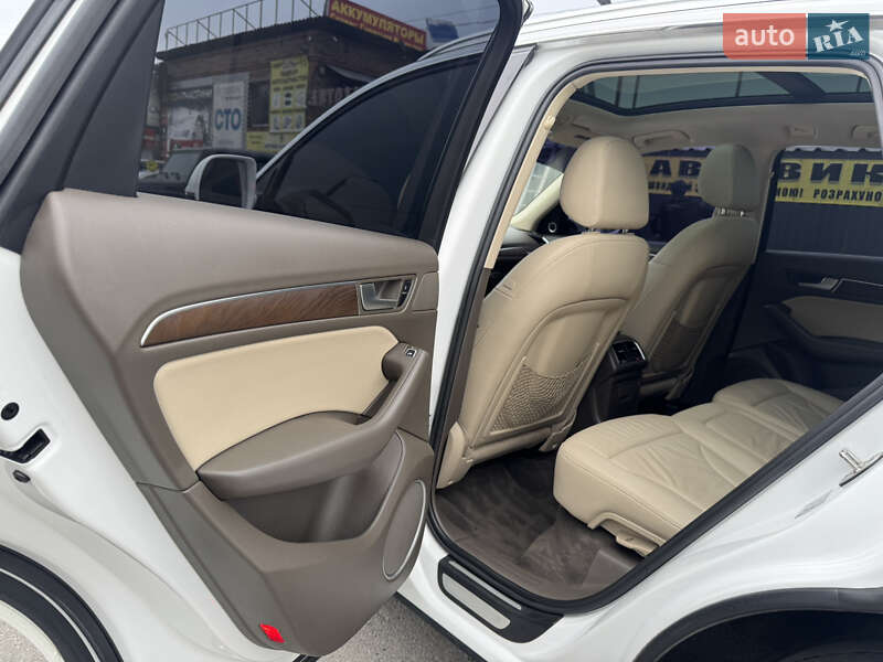 Внедорожник / Кроссовер Audi Q5 2014 в Днепре