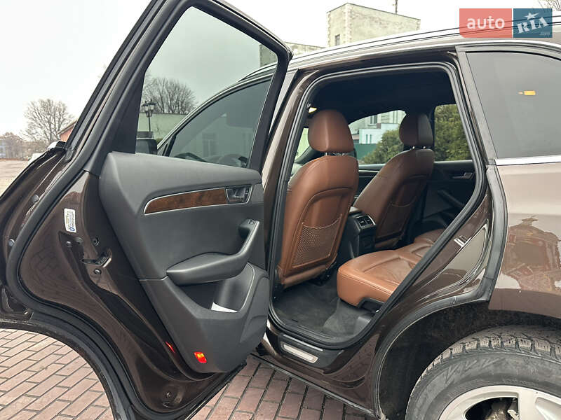 Внедорожник / Кроссовер Audi Q5 2012 в Днепре