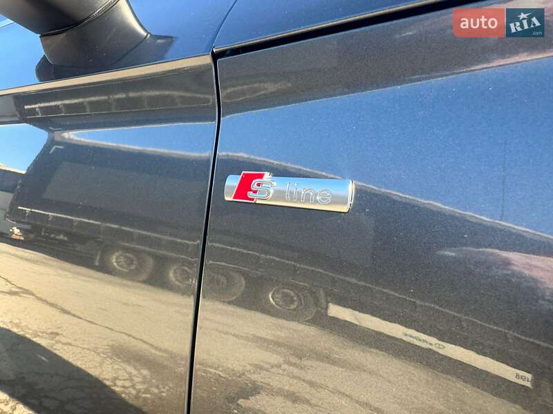 Внедорожник / Кроссовер Audi Q5 2022 в Тернополе