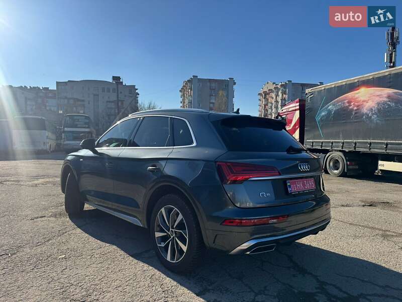 Внедорожник / Кроссовер Audi Q5 2022 в Тернополе