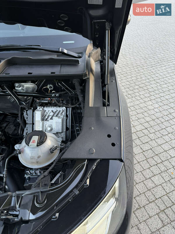 Внедорожник / Кроссовер Audi Q5 2020 в Львове