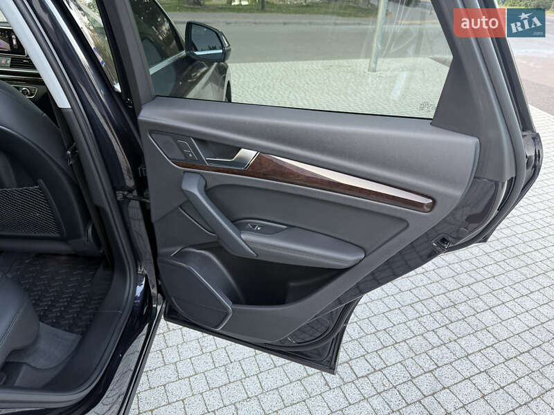 Внедорожник / Кроссовер Audi Q5 2020 в Львове