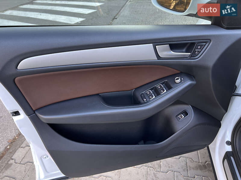 Позашляховик / Кросовер Audi Q5 2014 в Києві