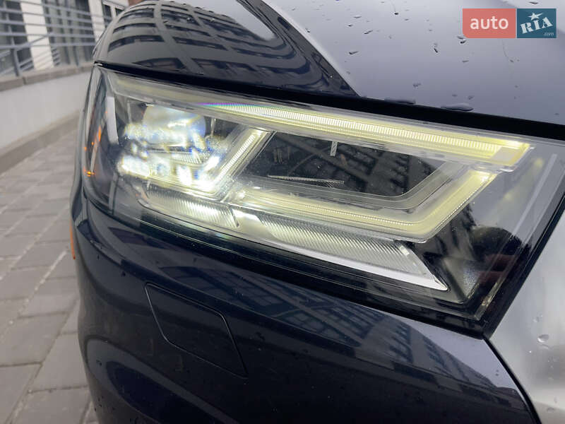 Внедорожник / Кроссовер Audi Q5 2019 в Ровно