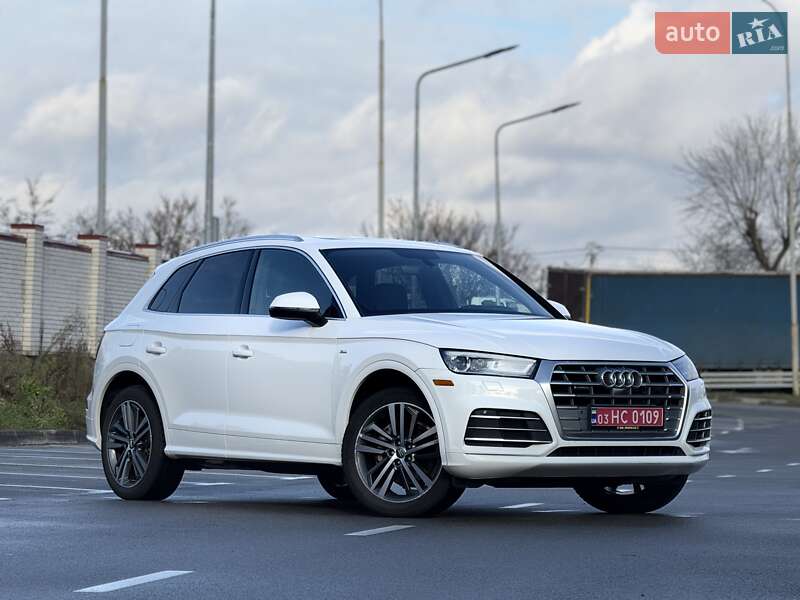 Внедорожник / Кроссовер Audi Q5 2018 в Киеве