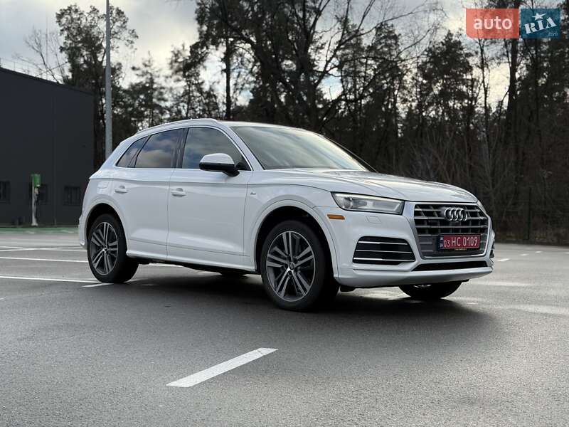 Внедорожник / Кроссовер Audi Q5 2018 в Киеве