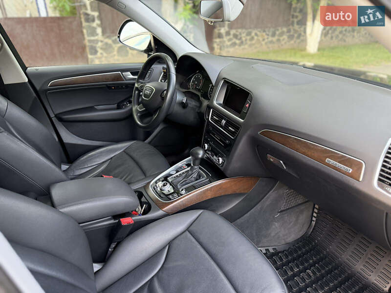 Внедорожник / Кроссовер Audi Q5 2014 в Корсуне-Шевченковском