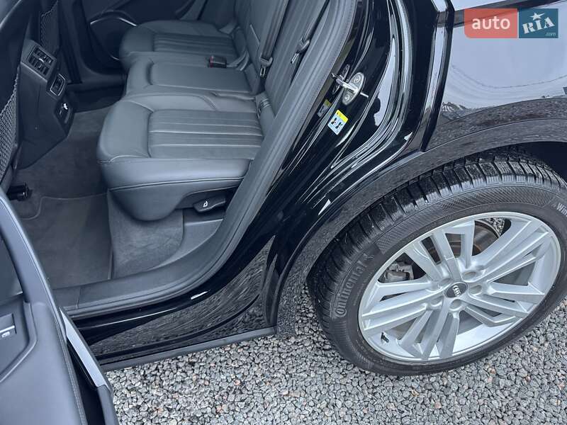 Внедорожник / Кроссовер Audi Q5 2019 в Тернополе