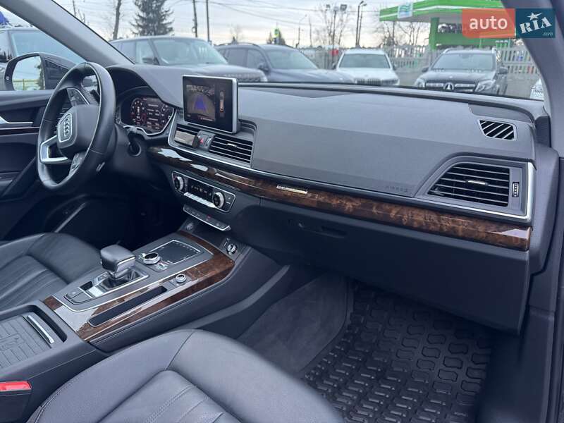 Внедорожник / Кроссовер Audi Q5 2019 в Тернополе