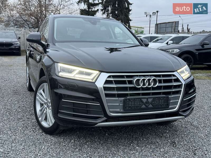 Внедорожник / Кроссовер Audi Q5 2019 в Тернополе