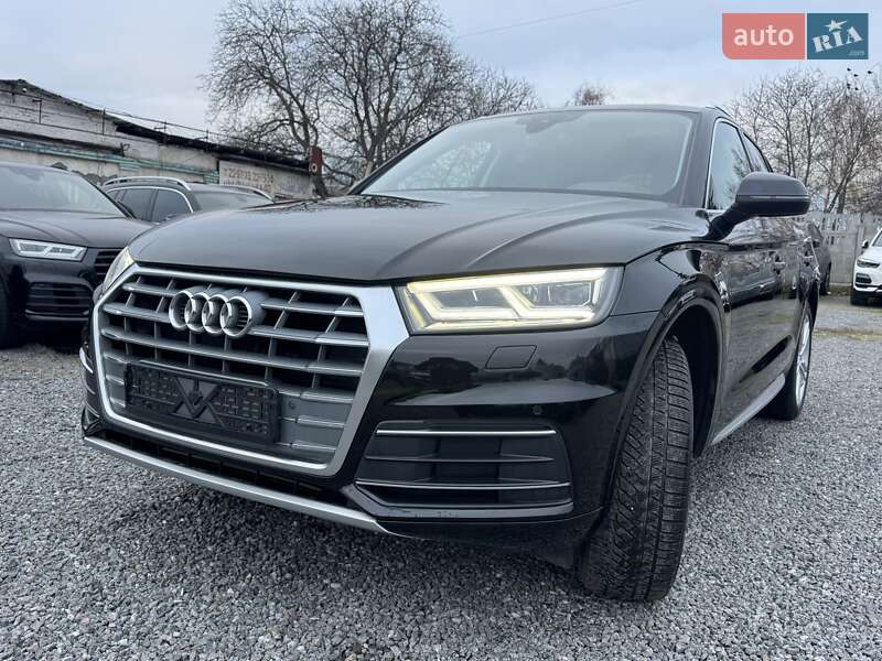Внедорожник / Кроссовер Audi Q5 2019 в Тернополе