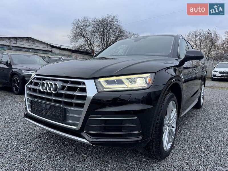 Внедорожник / Кроссовер Audi Q5 2019 в Тернополе