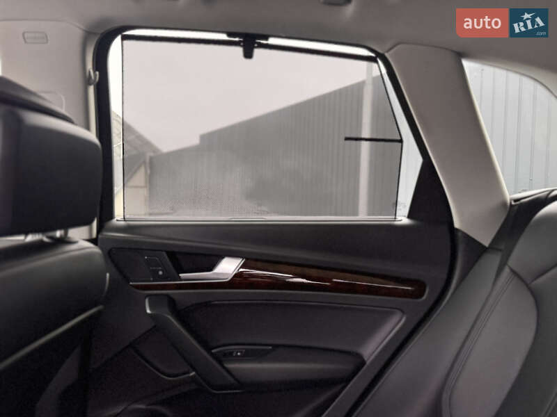 Внедорожник / Кроссовер Audi Q5 2017 в Самборе