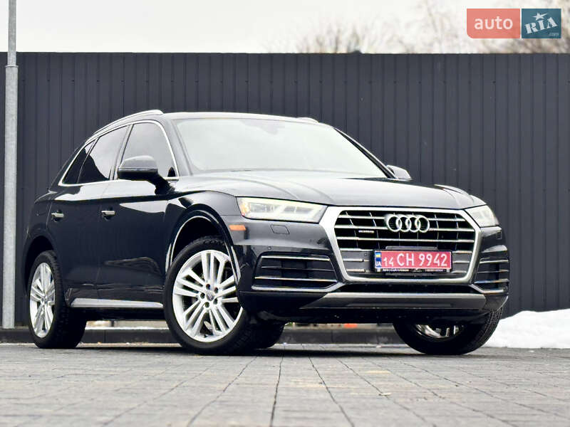 Внедорожник / Кроссовер Audi Q5 2017 в Самборе