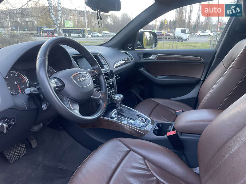 Внедорожник / Кроссовер Audi Q5 2015 в Киеве
