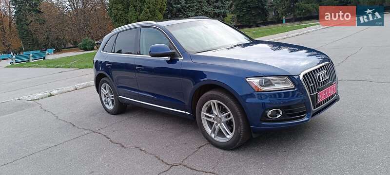 Внедорожник / Кроссовер Audi Q5 2013 в Желтых Водах