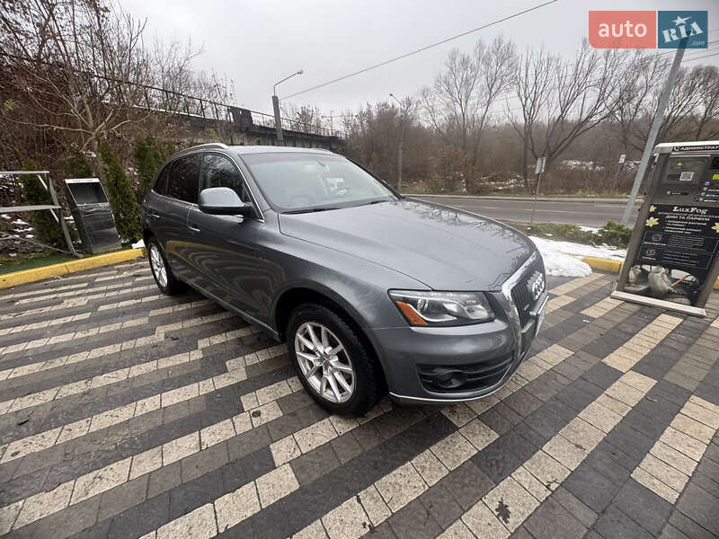 Внедорожник / Кроссовер Audi Q5 2011 в Львове