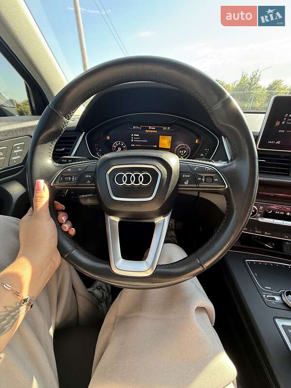 Внедорожник / Кроссовер Audi Q5 2018 в Соленом фото 5 Внедорожник / Кроссовер Audi Q5 2018 в Соленом