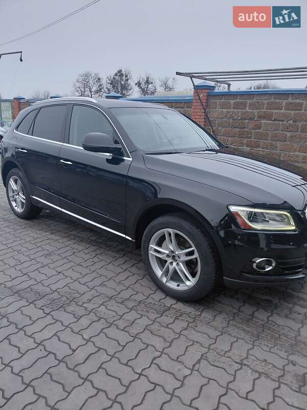 Внедорожник / Кроссовер Audi Q5 2016 в Владимире