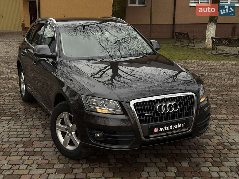 Внедорожник / Кроссовер Audi Q5 2012 в Тячеве