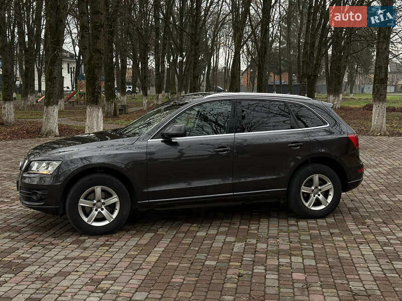 Внедорожник / Кроссовер Audi Q5 2012 в Тячеве