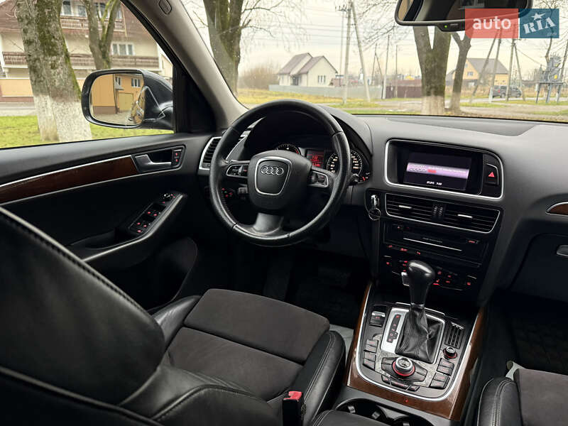 Внедорожник / Кроссовер Audi Q5 2012 в Тячеве