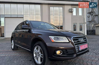 Позашляховик / Кросовер Audi Q5 2014 в Луцьку