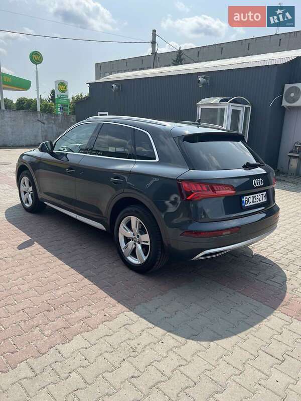 Позашляховик / Кросовер Audi Q5 2018 в Сокалі