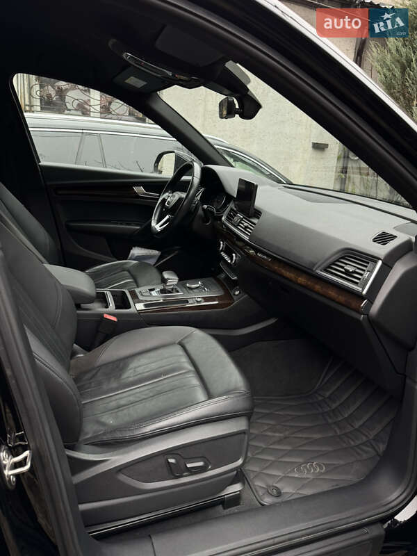 Позашляховик / Кросовер Audi Q5 2019 в Львові фото 20 Позашляховик / Кросовер Audi Q5 2019 в Львові