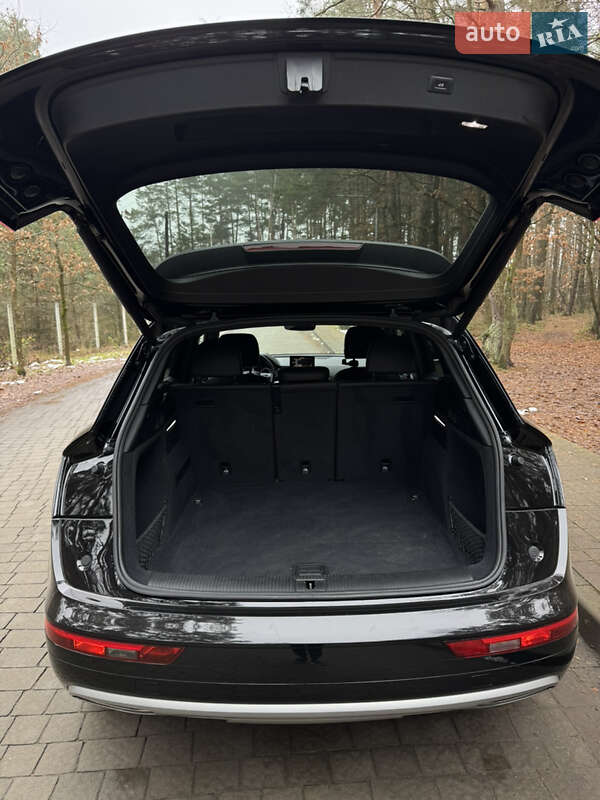 Позашляховик / Кросовер Audi Q5 2019 в Львові фото 29 Позашляховик / Кросовер Audi Q5 2019 в Львові