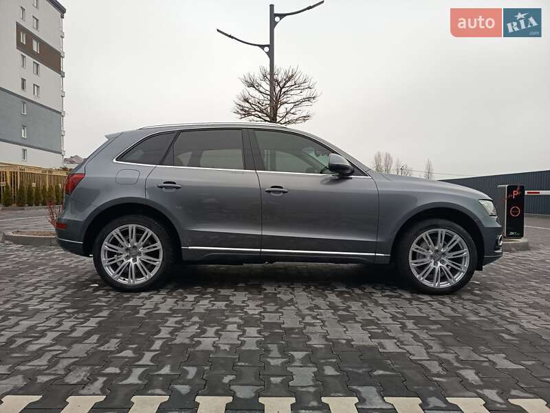 Внедорожник / Кроссовер Audi Q5 2013 в Буче