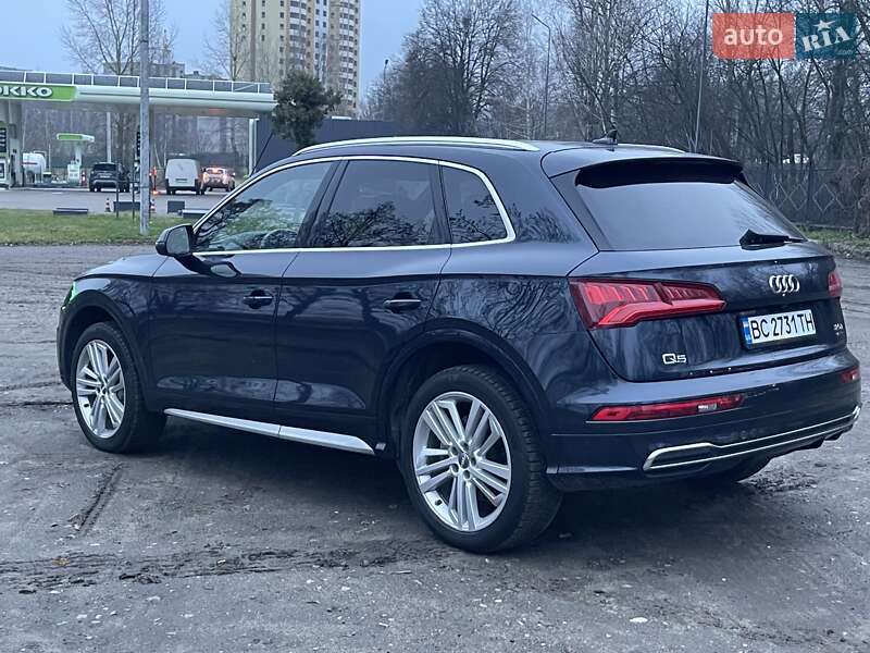 Внедорожник / Кроссовер Audi Q5 2018 в Чернигове