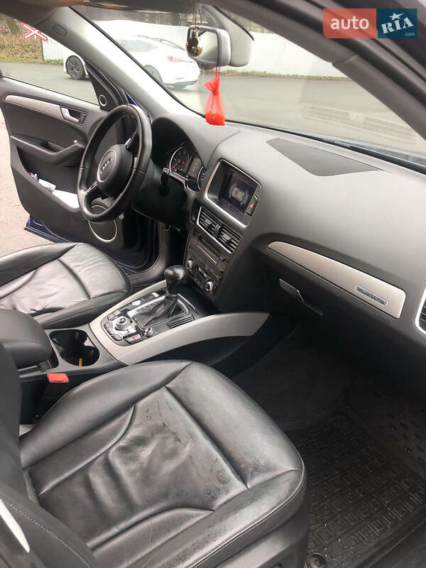 Позашляховик / Кросовер Audi Q5 2013 в Звягелі