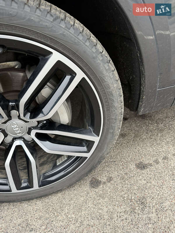 Позашляховик / Кросовер Audi Q5 2017 в Вараші фото 21 Позашляховик / Кросовер Audi Q5 2017 в Вараші