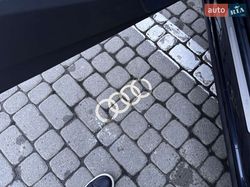 Позашляховик / Кросовер Audi Q5 2017 в Львові фото 13 Позашляховик / Кросовер Audi Q5 2017 в Львові