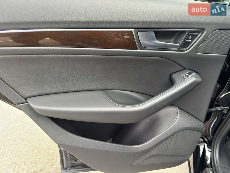 Позашляховик / Кросовер Audi Q5 2015 в Києві