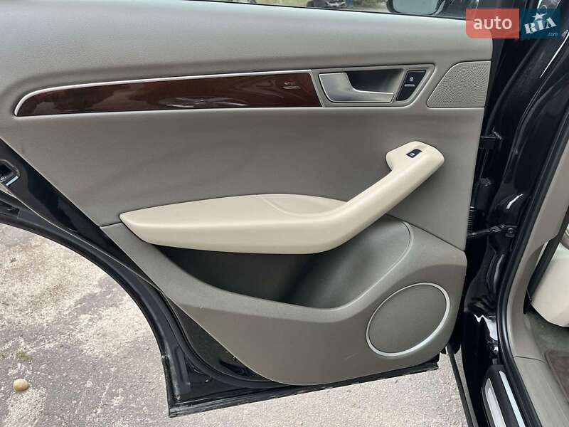 Внедорожник / Кроссовер Audi Q5 2012 в Луцке