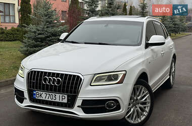 Позашляховик / Кросовер Audi Q5 2016 в Рівному