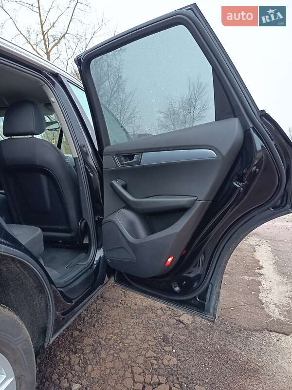 Внедорожник / Кроссовер Audi Q5 2011 в Иванкове