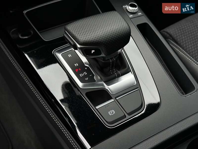 Внедорожник / Кроссовер Audi Q5 2024 в Львове