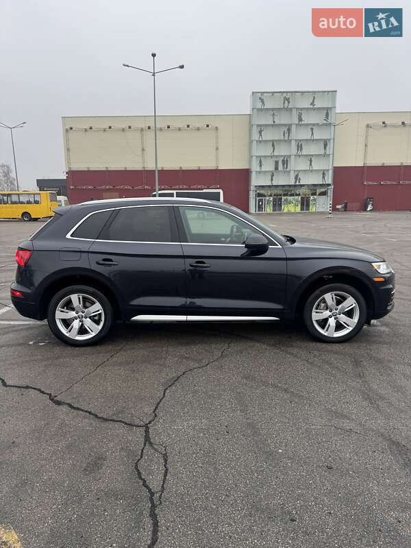 Внедорожник / Кроссовер Audi Q5 2019 в Киеве фото 10 Внедорожник / Кроссовер Audi Q5 2019 в Киеве