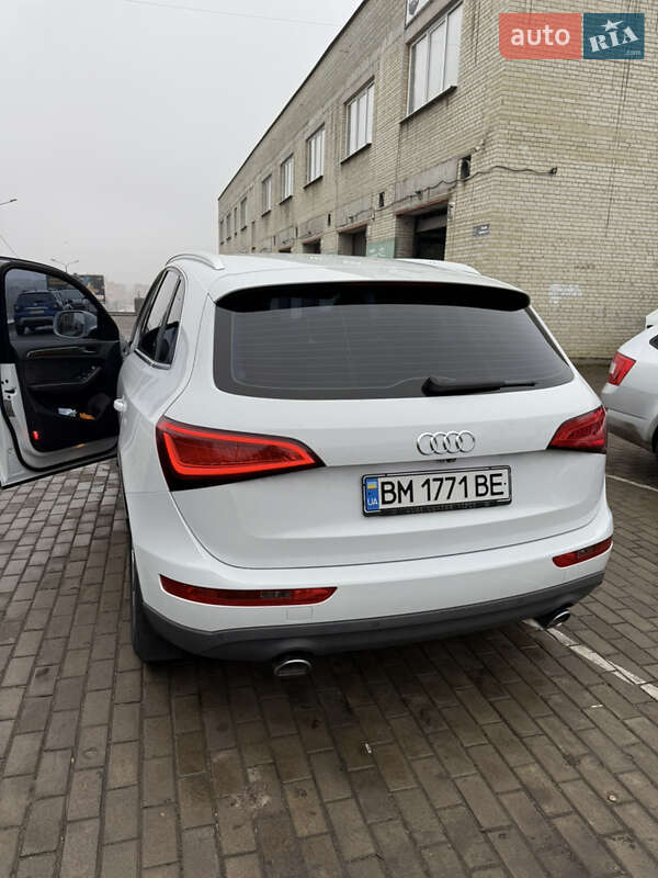 Внедорожник / Кроссовер Audi Q5 2012 в Сумах