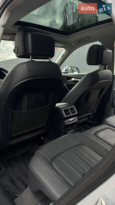 Внедорожник / Кроссовер Audi Q5 2018 в Киеве