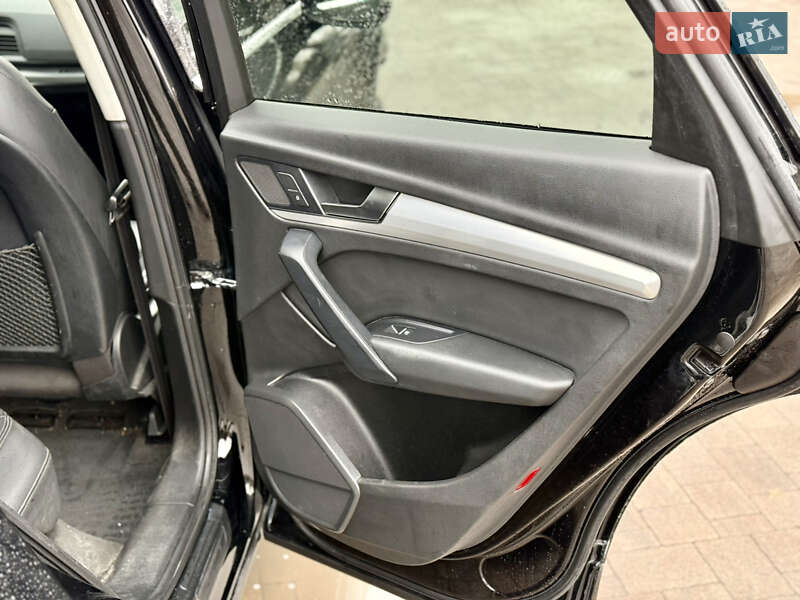 Внедорожник / Кроссовер Audi Q5 2019 в Львове фото 13 Внедорожник / Кроссовер Audi Q5 2019 в Львове