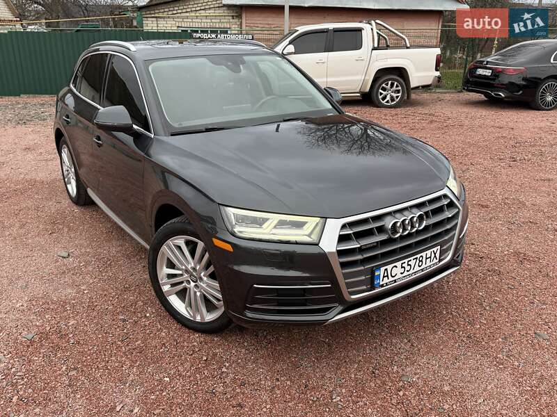Внедорожник / Кроссовер Audi Q5 2018 в Луцке