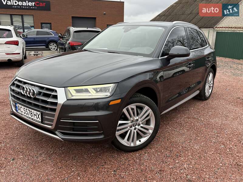 Внедорожник / Кроссовер Audi Q5 2018 в Луцке