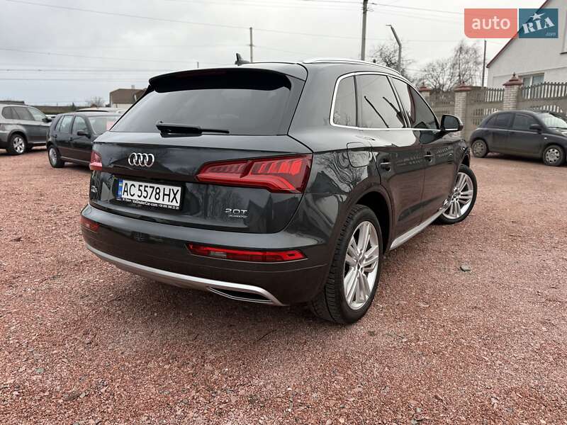 Внедорожник / Кроссовер Audi Q5 2018 в Луцке